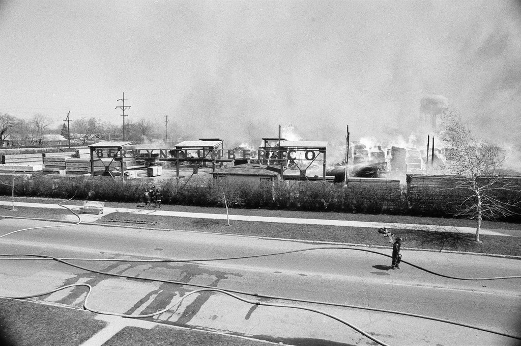 Fire at Berwyn Lumber Company - James (Jim) Klepitsch for Chicago Sun-Times