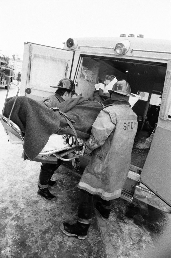 Cermak House residents evacuated during fire - Bob Fila for Chicago Sun-Times