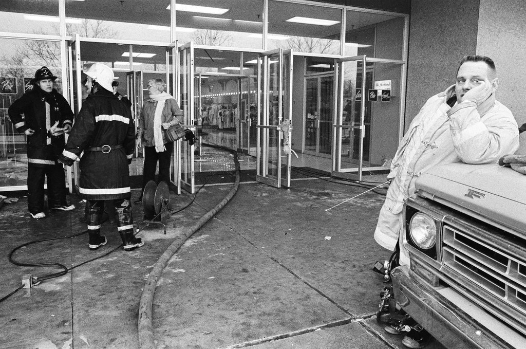 Firefighters at Carson Pirie Scott in Evergreen Park - Kevin Horan for Chicago Sun-Times