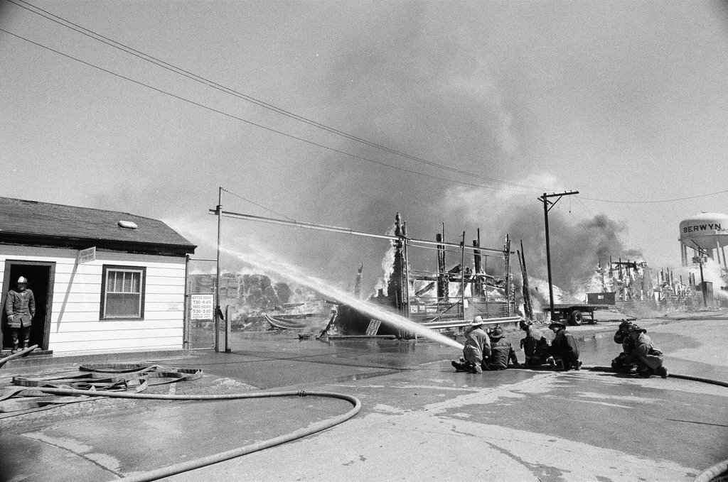 Fire at Berwyn Lumber Company - James (Jim) Klepitsch for Chicago Sun-Times
