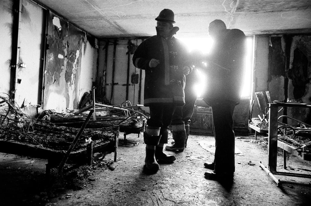 Cermak House residents evacuated during fire - Bob Fila for Chicago Sun-Times