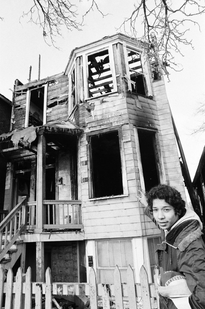 Aftermath of 2nd alarm fire on East 87th Street - Jerry Tomaselli for Chicago Sun-Times