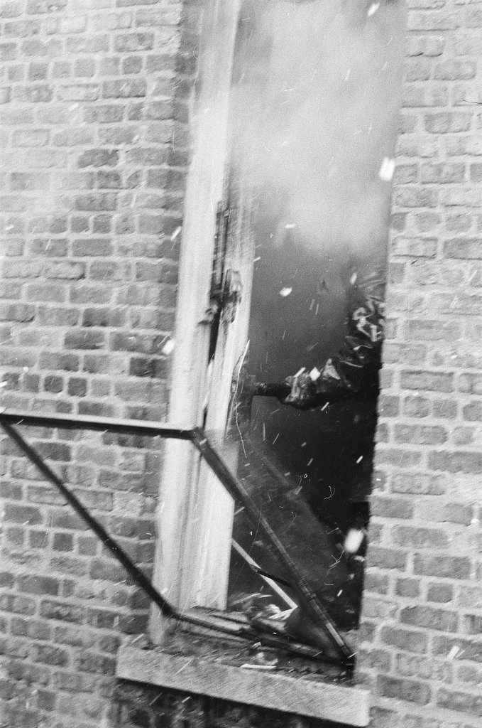 Firefighters put out fire in Grand Boulevard - Chicago Sun-Times