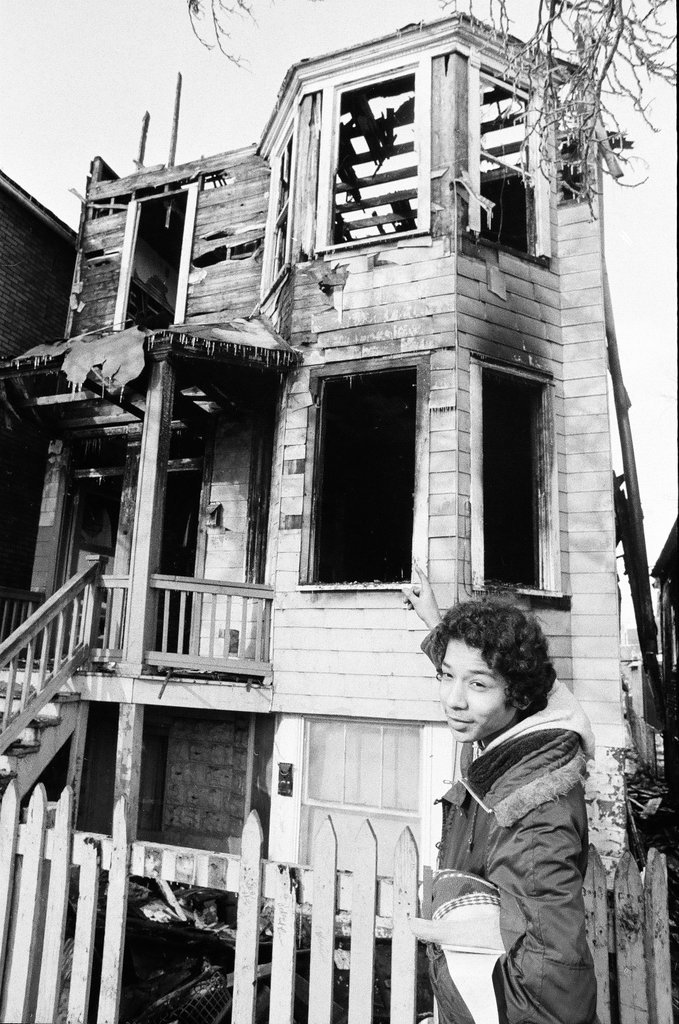 Aftermath of 2nd alarm fire on East 87th Street - Jerry Tomaselli for Chicago Sun-Times