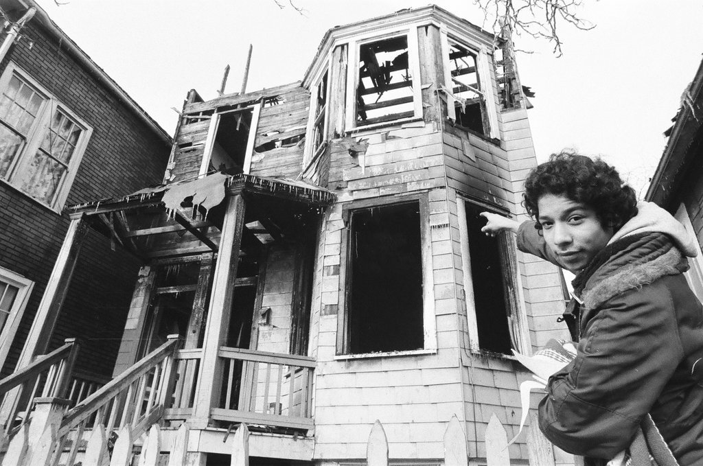 Aftermath of 2nd alarm fire on East 87th Street - Jerry Tomaselli for Chicago Sun-Times