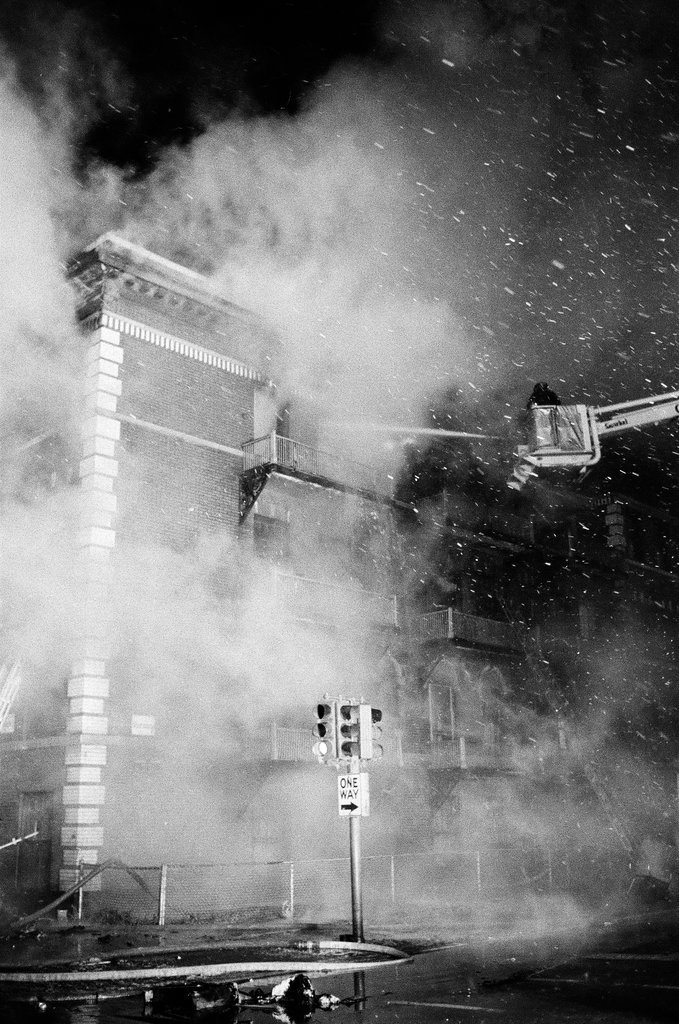 3rd alarm fire in Oakwood - Perry C. Riddle for Chicago Sun-Times