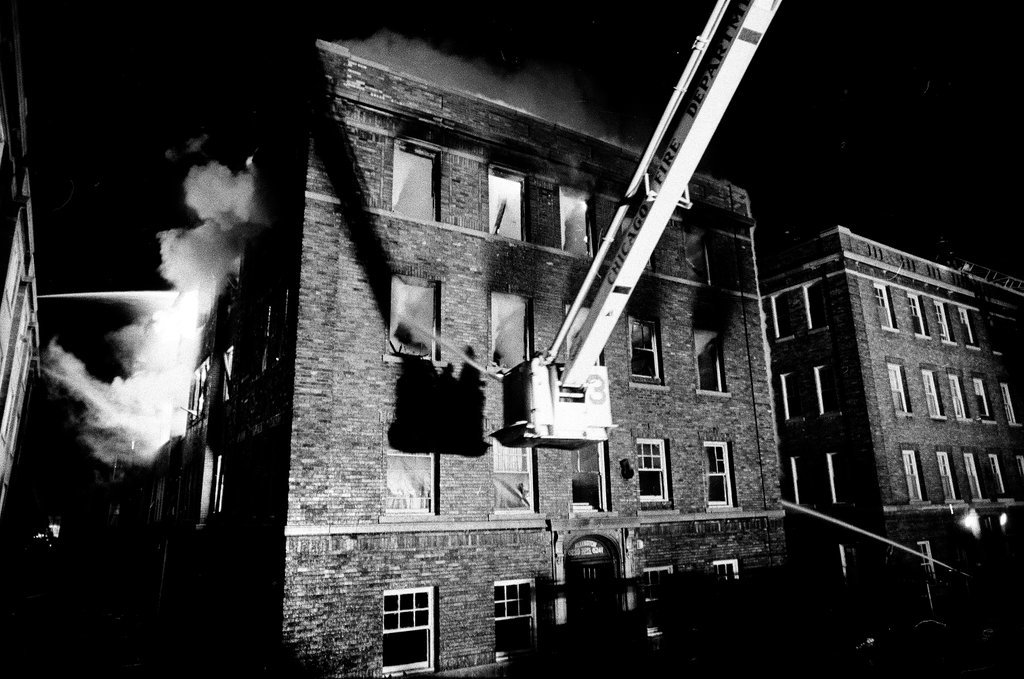 Firefighters put out fire in Woodlawn - Jerry Tomaselli for Chicago Sun-Times