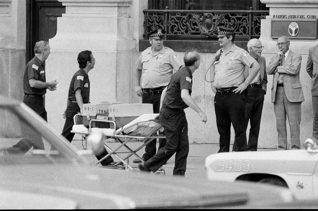 Hostages held in West German Consulate - Jerry Tomaselli for Chicago Sun-Times