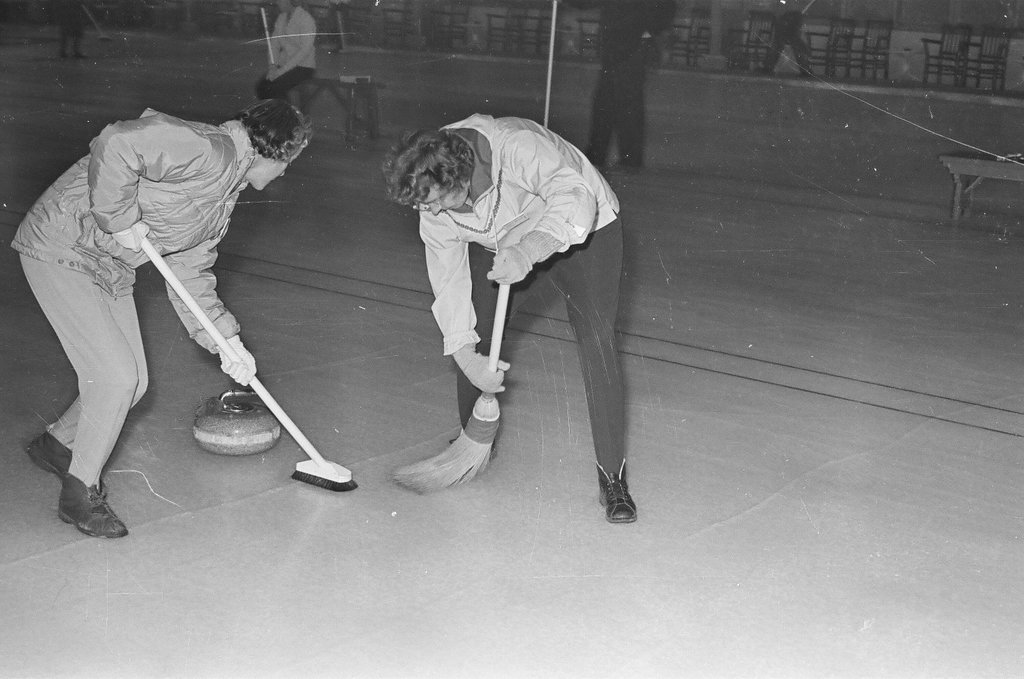 Curling at the Saddle and Cycle Club - Howard Lyon for Chicago Sun-Times