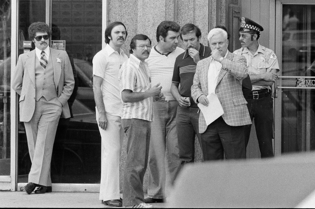Hostages held in West German Consulate - Jerry Tomaselli for Chicago Sun-Times