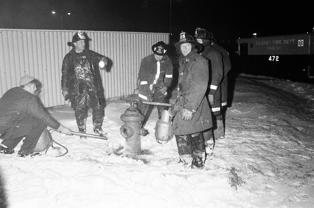 Fire at Burnham Harbor Yacht Club - Chuck (Charles) Kirman for Chicago Sun-Times