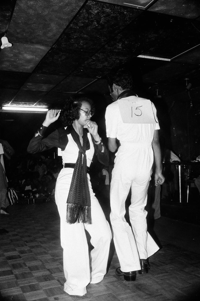 Soul train dance contest - Larry Graff for Chicago Sun-Times