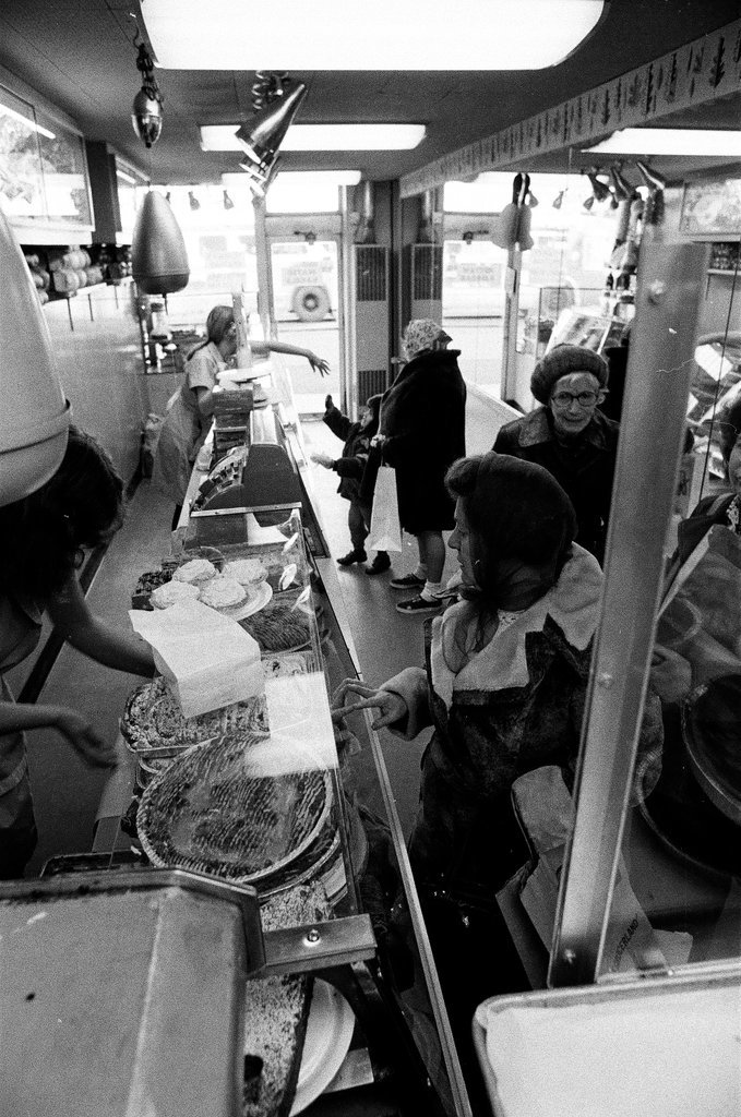 Davidson's Bakery highlights - James DuPree for Chicago Sun-Times