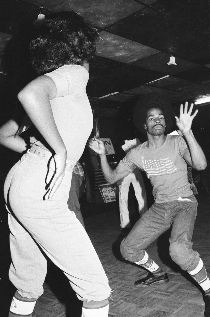 Soul train dance contest - Larry Graff for Chicago Sun-Times