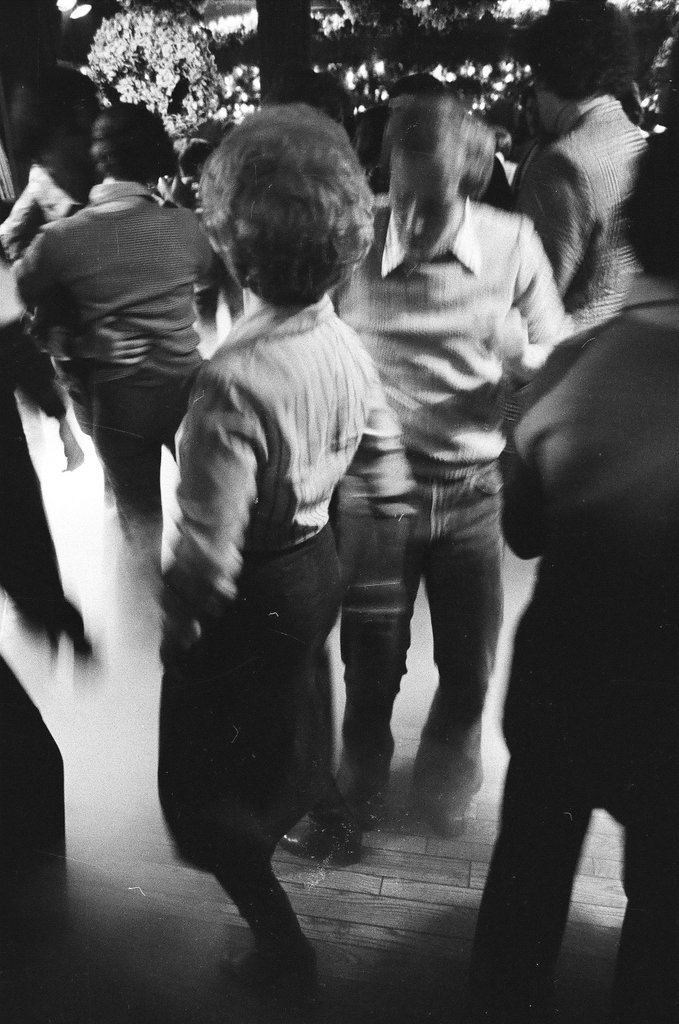 Trending dances performed in disco - Randy B. Leffingwell for Chicago Sun-Times
