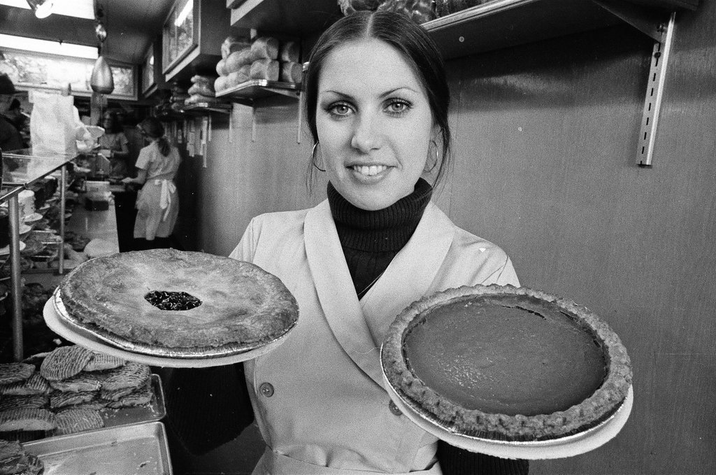 Davidson's Bakery highlights - James DuPree for Chicago Sun-Times