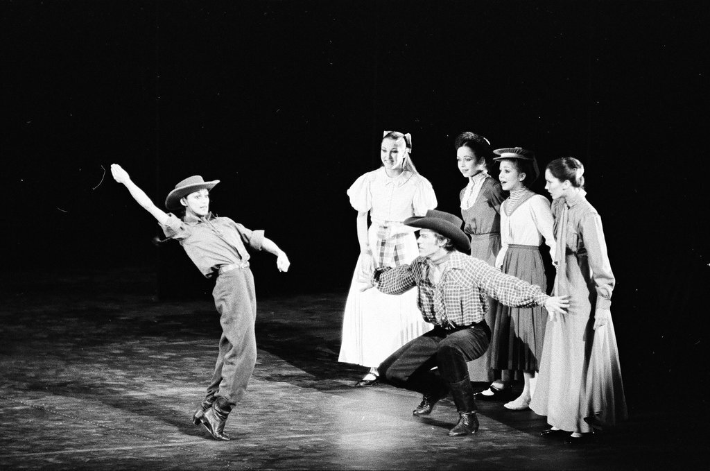 Joffrey Ballet performs at the Auditorium Theatre - Kevin Horan for Chicago Sun-Times