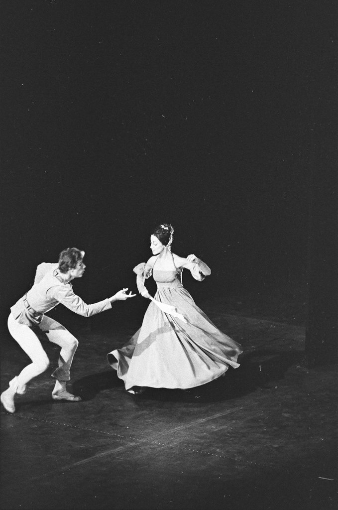 Joffrey Ballet performs at the Auditorium Theatre - Kevin Horan for Chicago Sun-Times