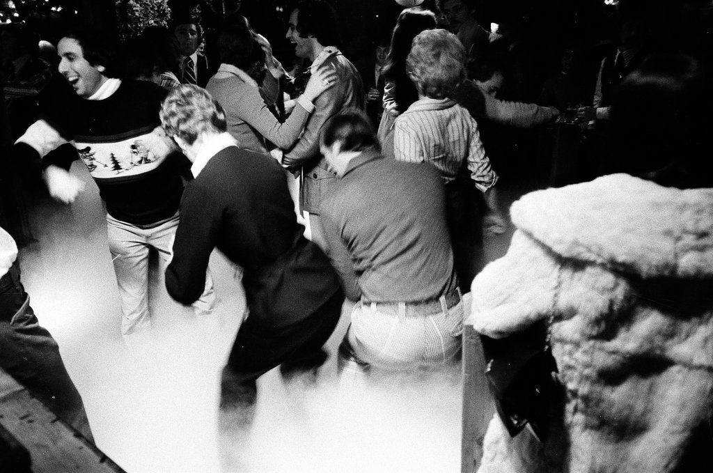 Trending dances performed in disco - Randy B. Leffingwell for Chicago Sun-Times