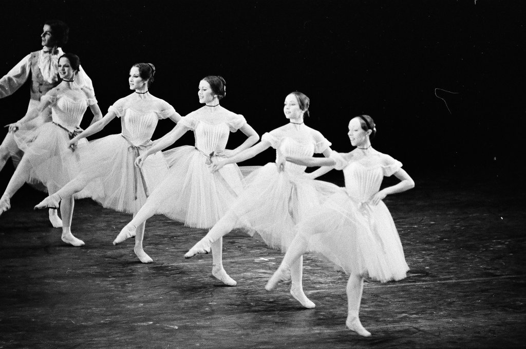 Joffrey Ballet performs at the Auditorium Theatre - Kevin Horan for Chicago Sun-Times