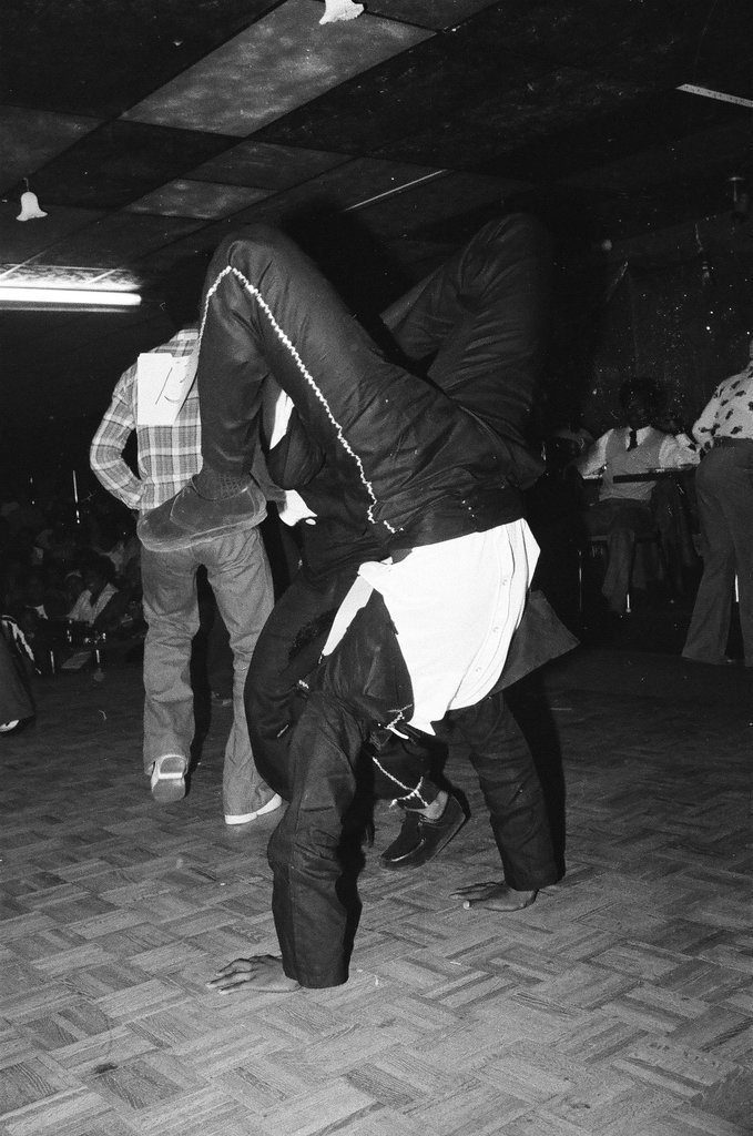 Soul train dance contest - Larry Graff for Chicago Sun-Times