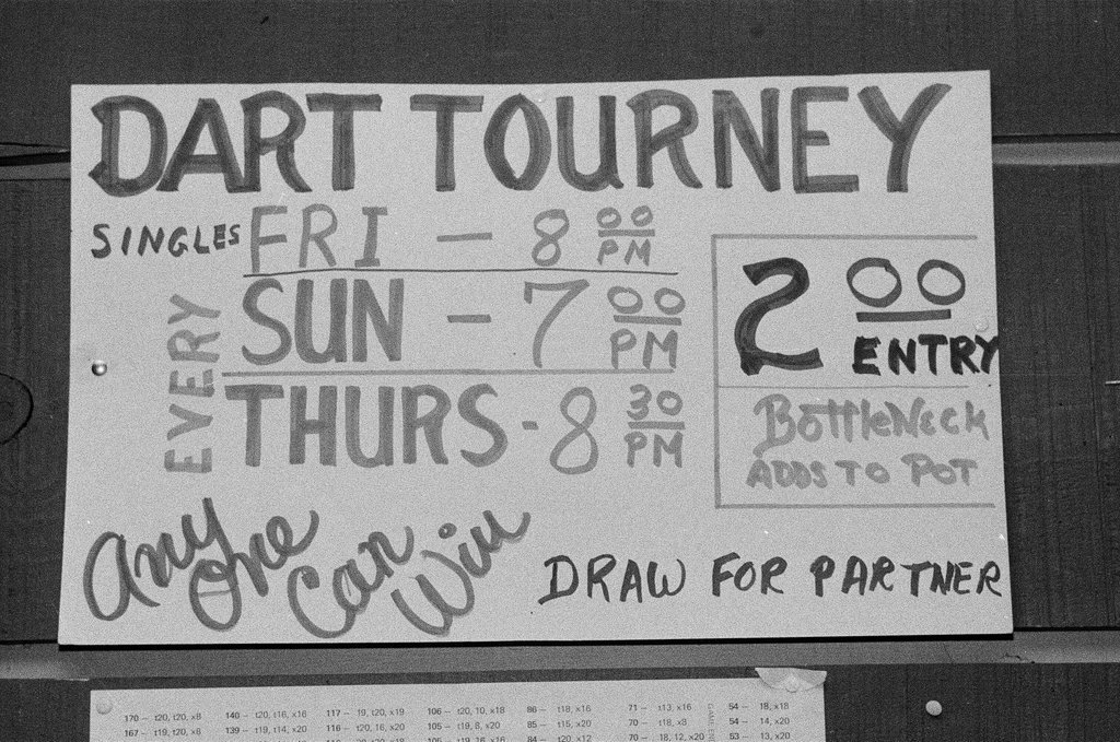 Dart tournament at the Bottleneck - Jack Lenahan for Chicago Sun-Times