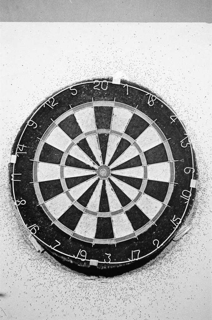 Dart tournament at the Bottleneck - Jack Lenahan for Chicago Sun-Times