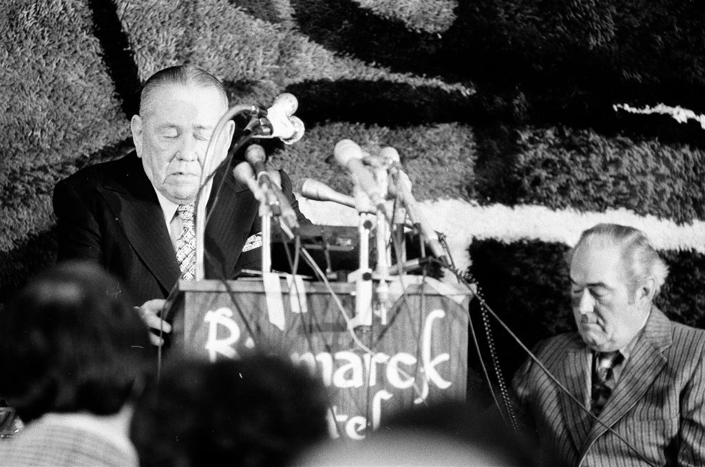 Cook County Democrats endorse Edward Kennedy - Perry C. Riddle for Chicago Sun-Times