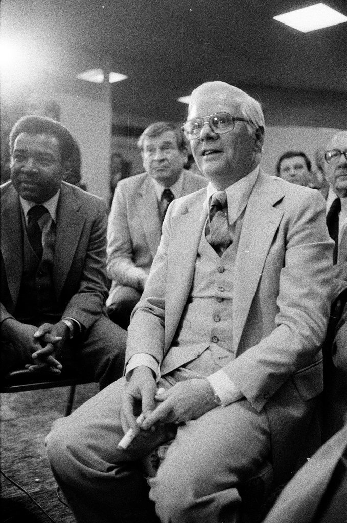 Cook County Democrats endorse Edward Kennedy - Perry C. Riddle for Chicago Sun-Times