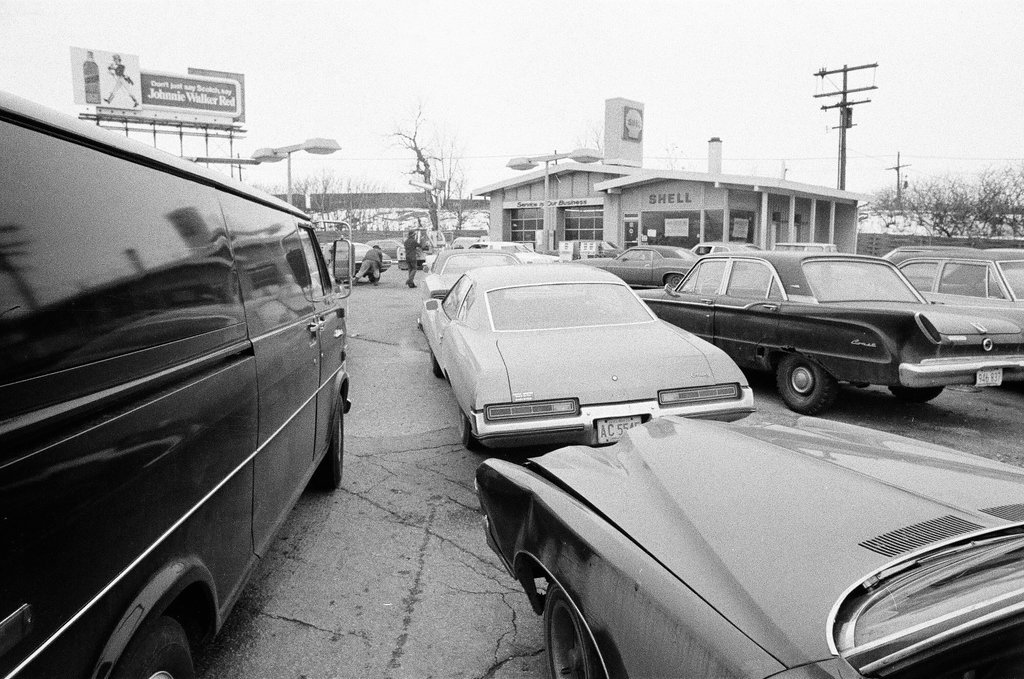 Shell gas station offering free gas with purchase - Swainston for Chicago Sun-Times
