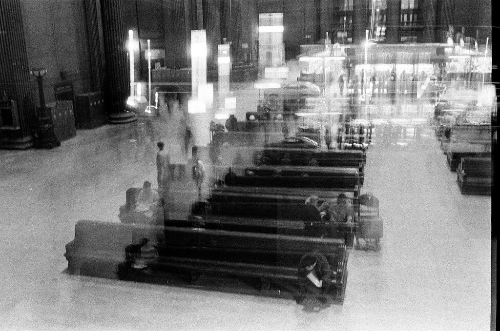 Union Station platforms covered in steam from cold temperatures - Perry C. Riddle for Chicago Sun-Times