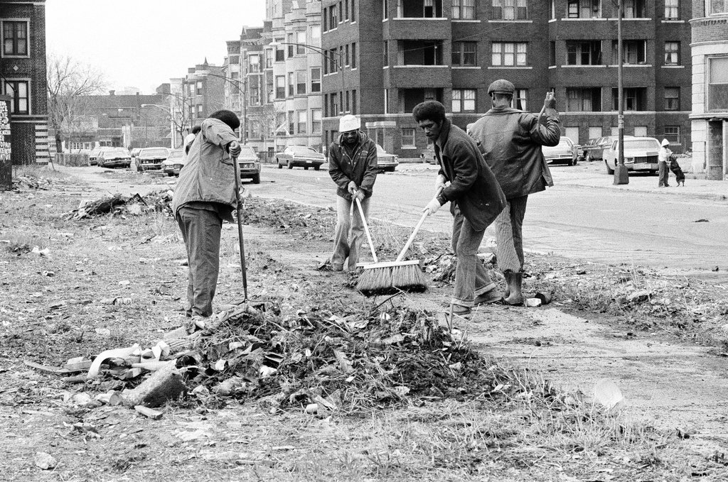 Operation Clean Up in Washington Park - Gene Pesek for Chicago Sun-Times