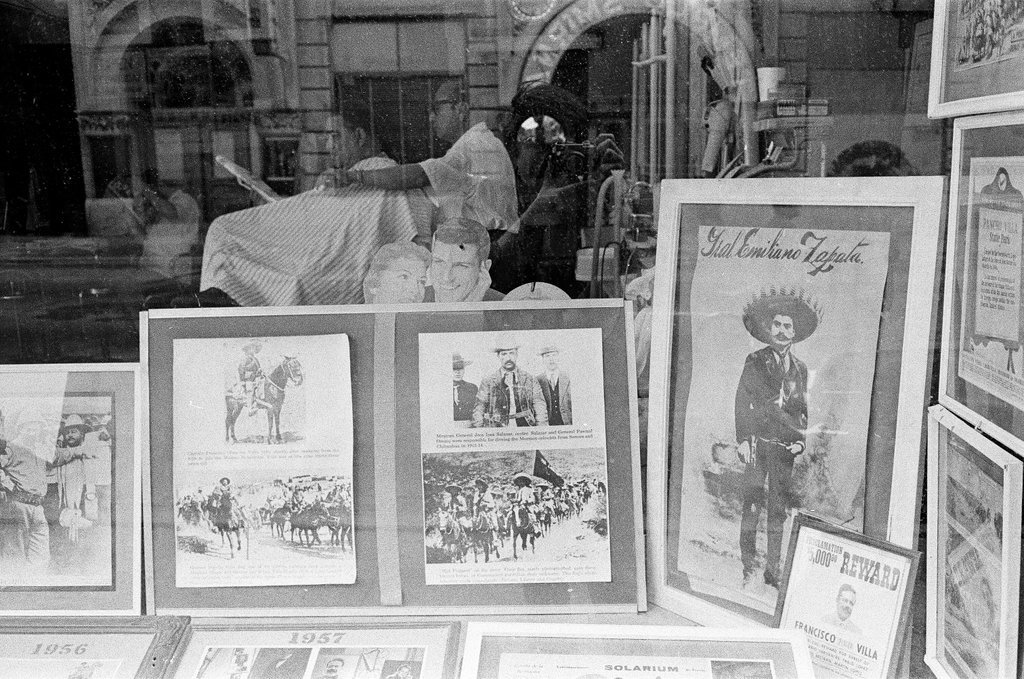 Latin American communities in Chicago - Jack Dykinga for Chicago Sun-Times