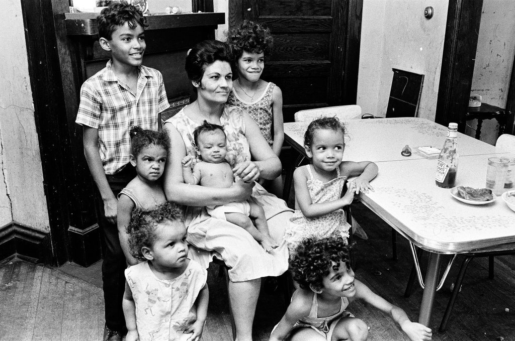 Latin American families at home - Jack Lenahan for Chicago Sun-Times