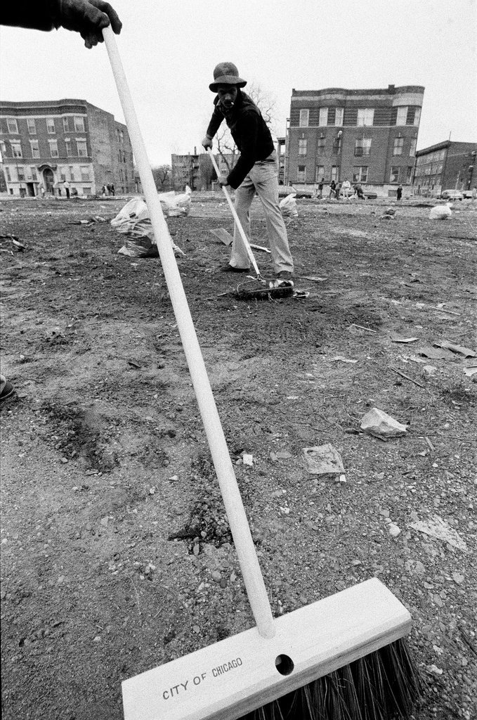Operation Clean Up in Washington Park - Gene Pesek for Chicago Sun-Times