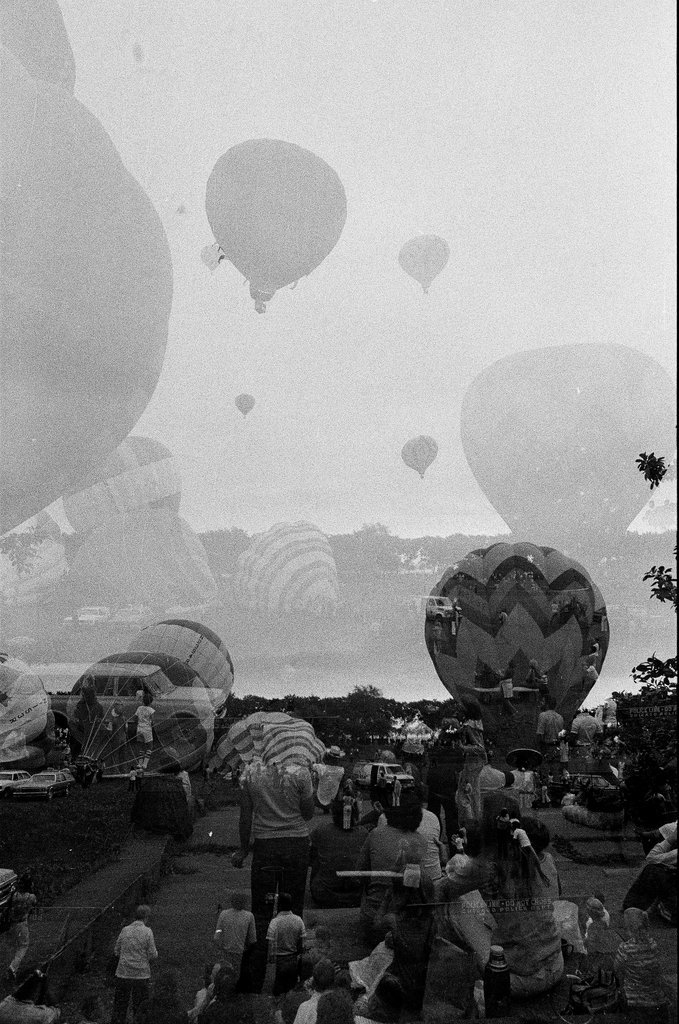 Hot air balloon race begins in Grant Park - Jerry Tomaselli for Chicago Sun-Times