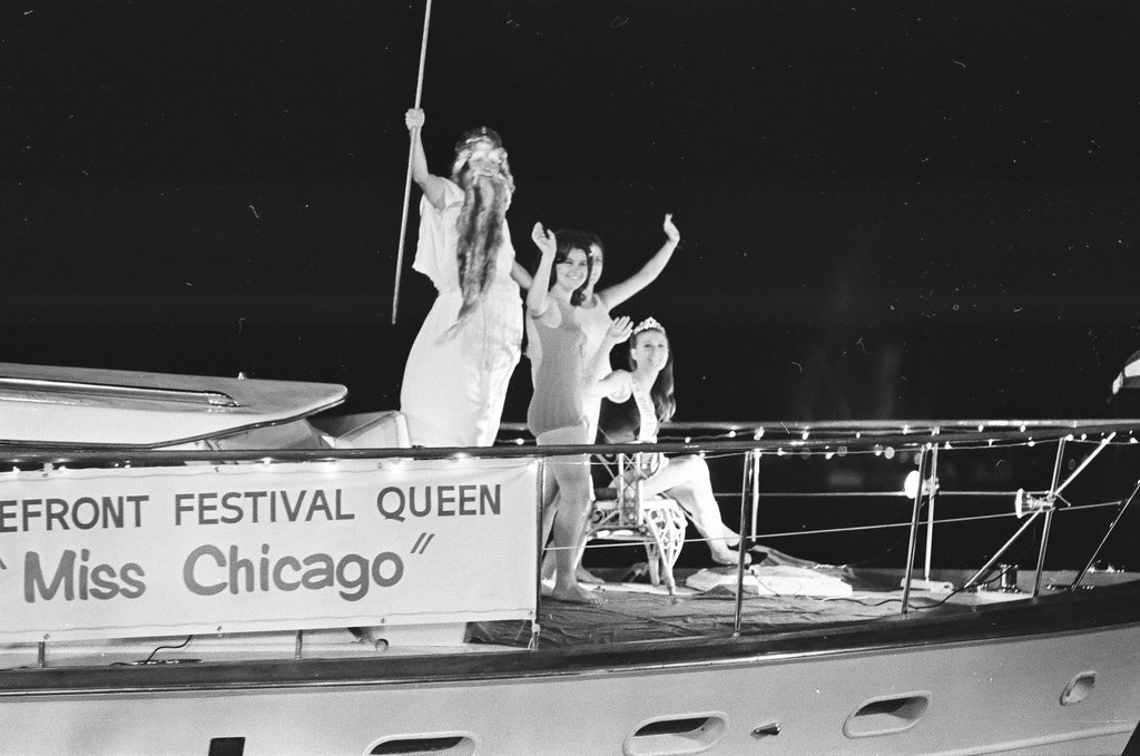 Venetian Night at the Lakefront Festival - Larry Nocerino,Bob Langer for Chicago Sun-Times