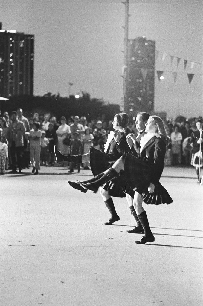 Drum and bagpipe contest at Grant Park - Bob (Robert) Black for Chicago Sun-Times