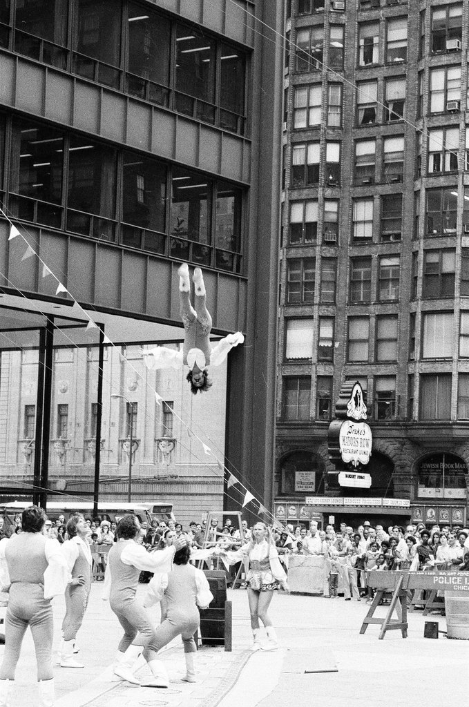 The Pharaohs perform at Daley Plaza - Jim Frost for Chicago Sun-Times