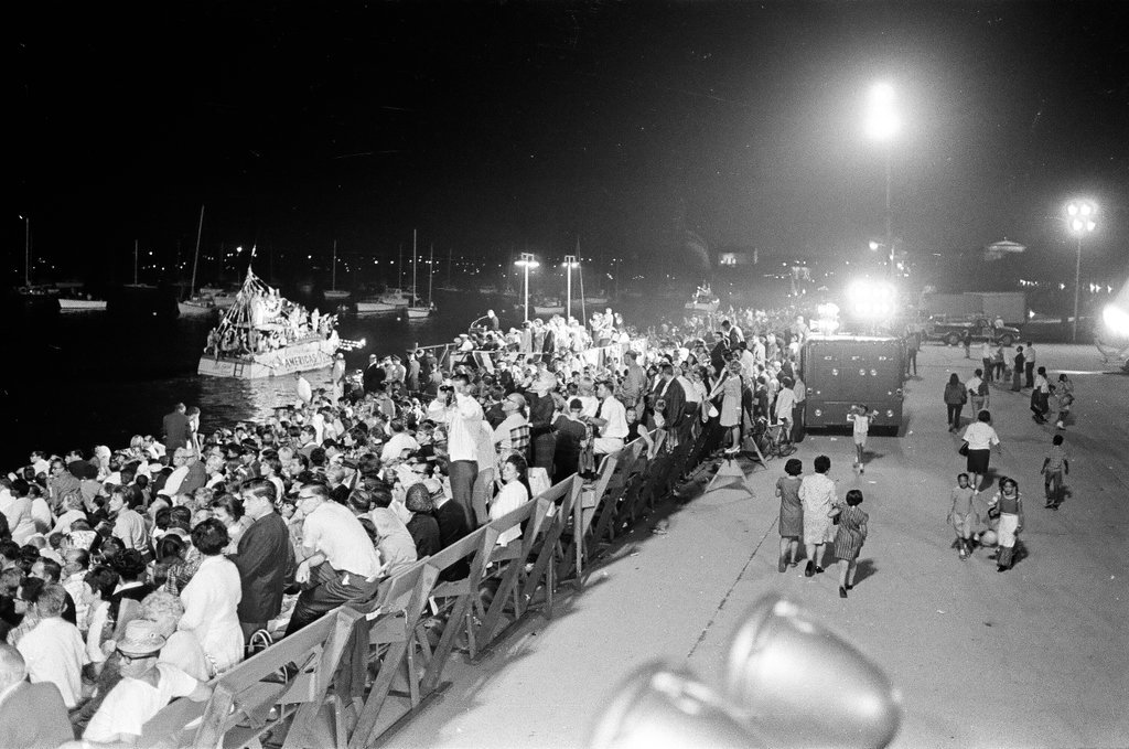 Venetian Night at the Lakefront Festival - Larry Nocerino,Bob Langer for Chicago Sun-Times