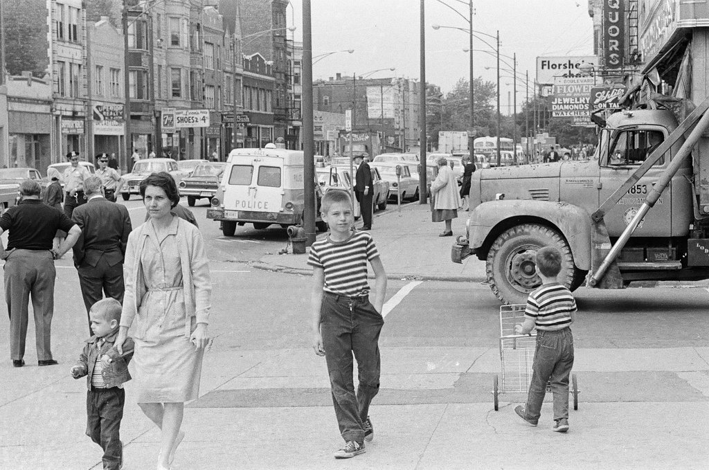 Aftermath of Division Street uprising - Chicago Sun-Times