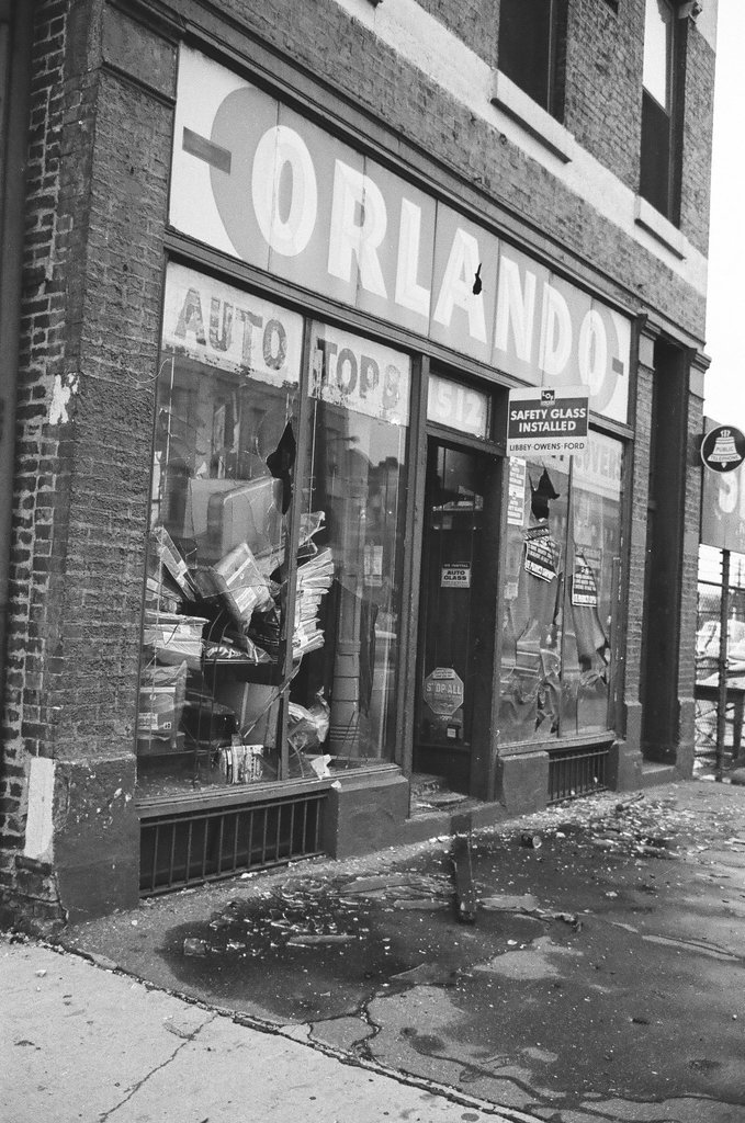 Businesses with broken windows in the Near West Side following disturbance - Chicago Sun-Times