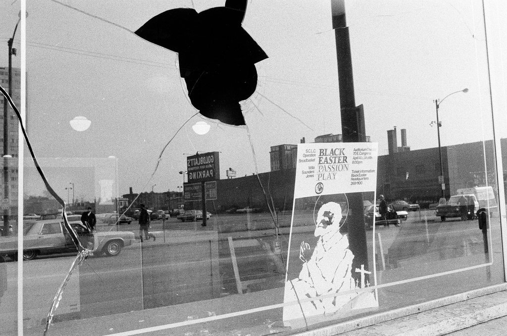 Rioting in West Garfield Park - Chicago Sun-Times