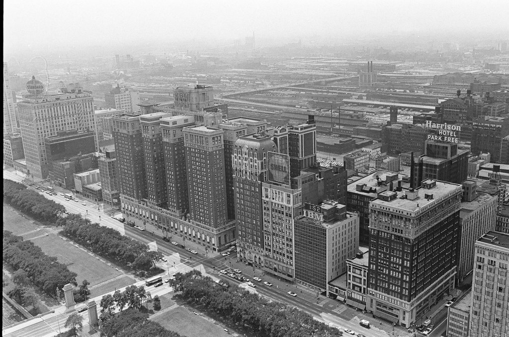 Aerial views of International Amphitheatre and Hilton Hotel - Gary Settle for Chicago Sun-Times
