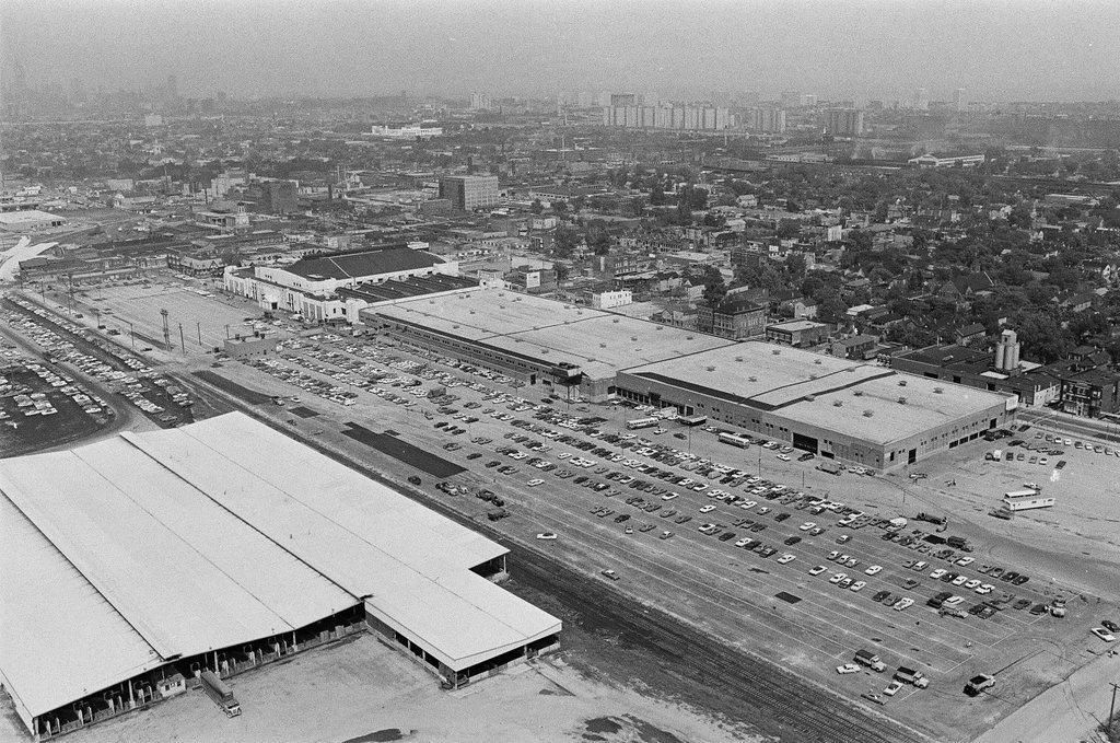 Aerial views of International Amphitheatre and Hilton Hotel - Gary Settle for Chicago Sun-Times