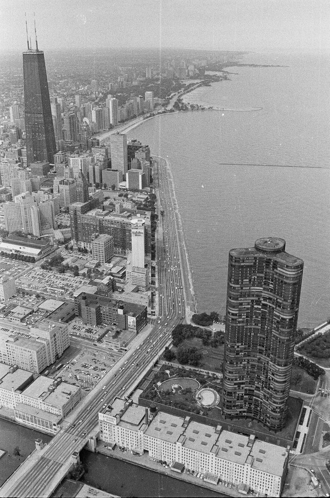 Aerial views of Lake Point Tower - Bob Kotalik for Chicago Sun-Times