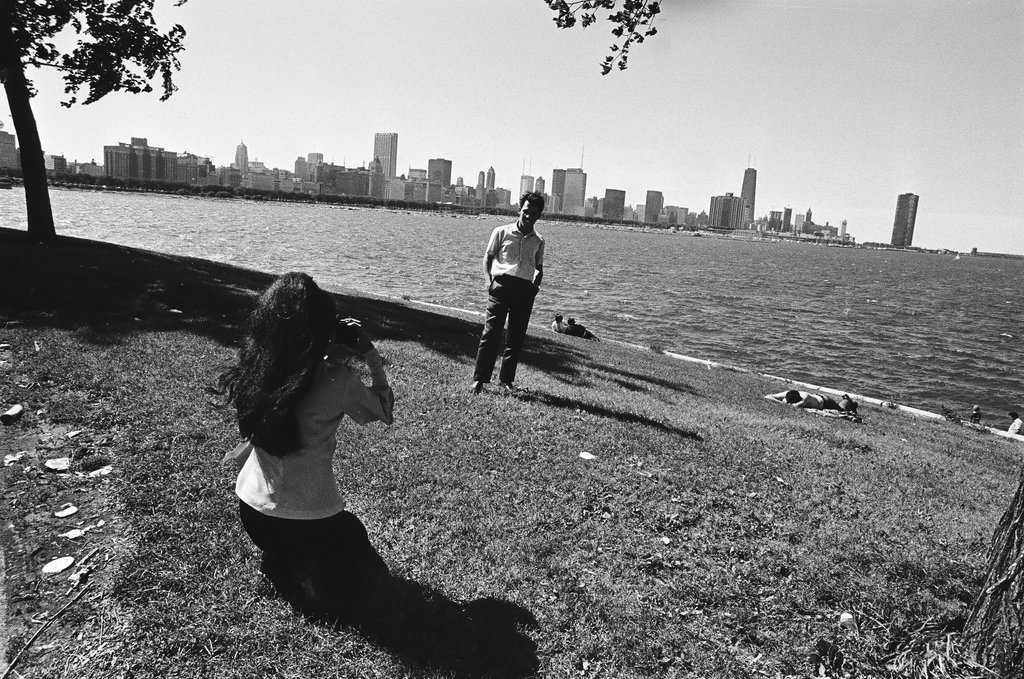People enjoy a sunny day near Lake Michigan - Perry C. Riddle for Chicago Sun-Times