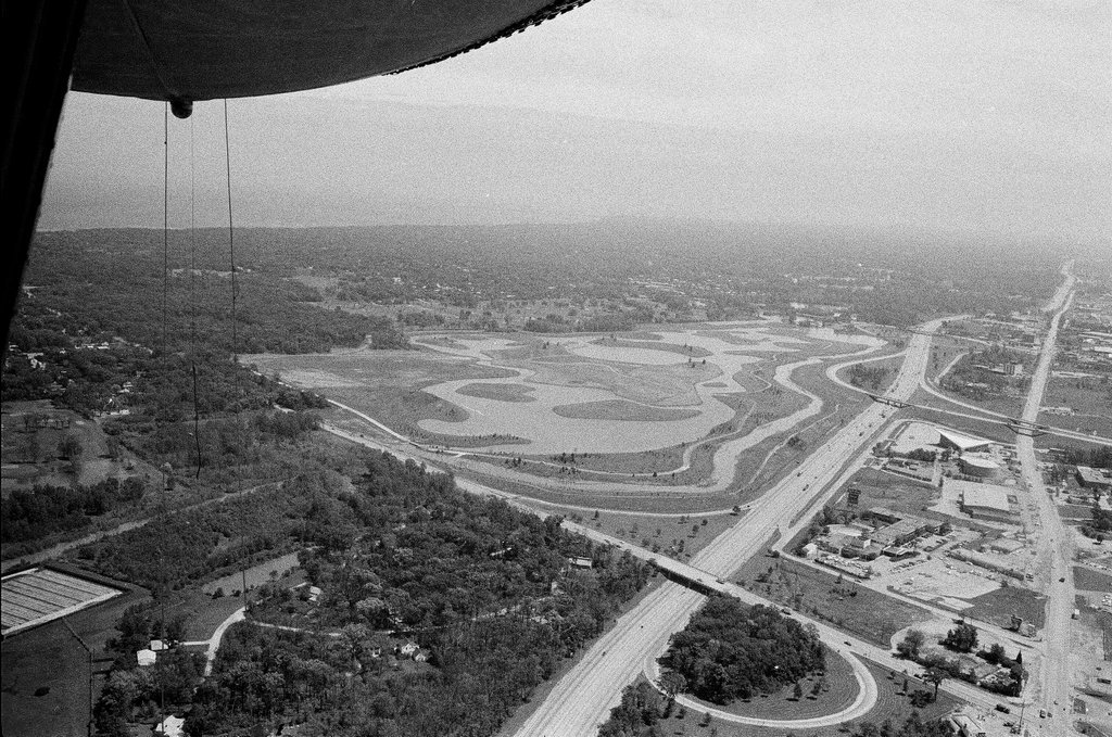 Aerial views north of Chicago from blimp - Duane Hall for Chicago Sun-Times