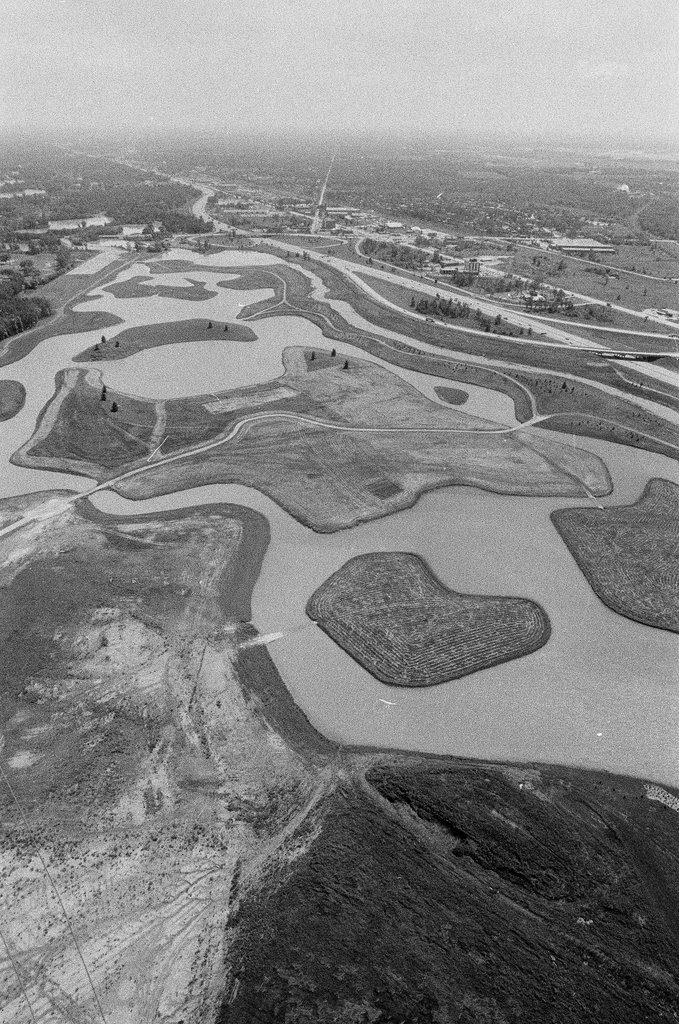 Aerial views north of Chicago from blimp - Duane Hall for Chicago Sun-Times
