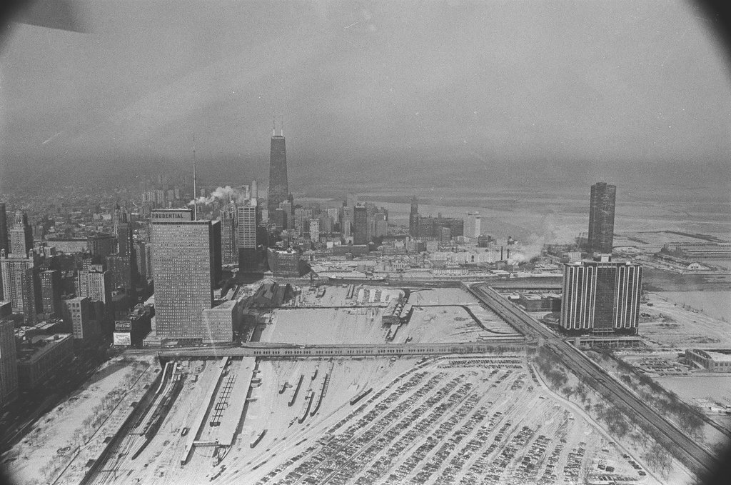 Aerial view of Wesley Memorial Hospital - Chicago Sun-Times